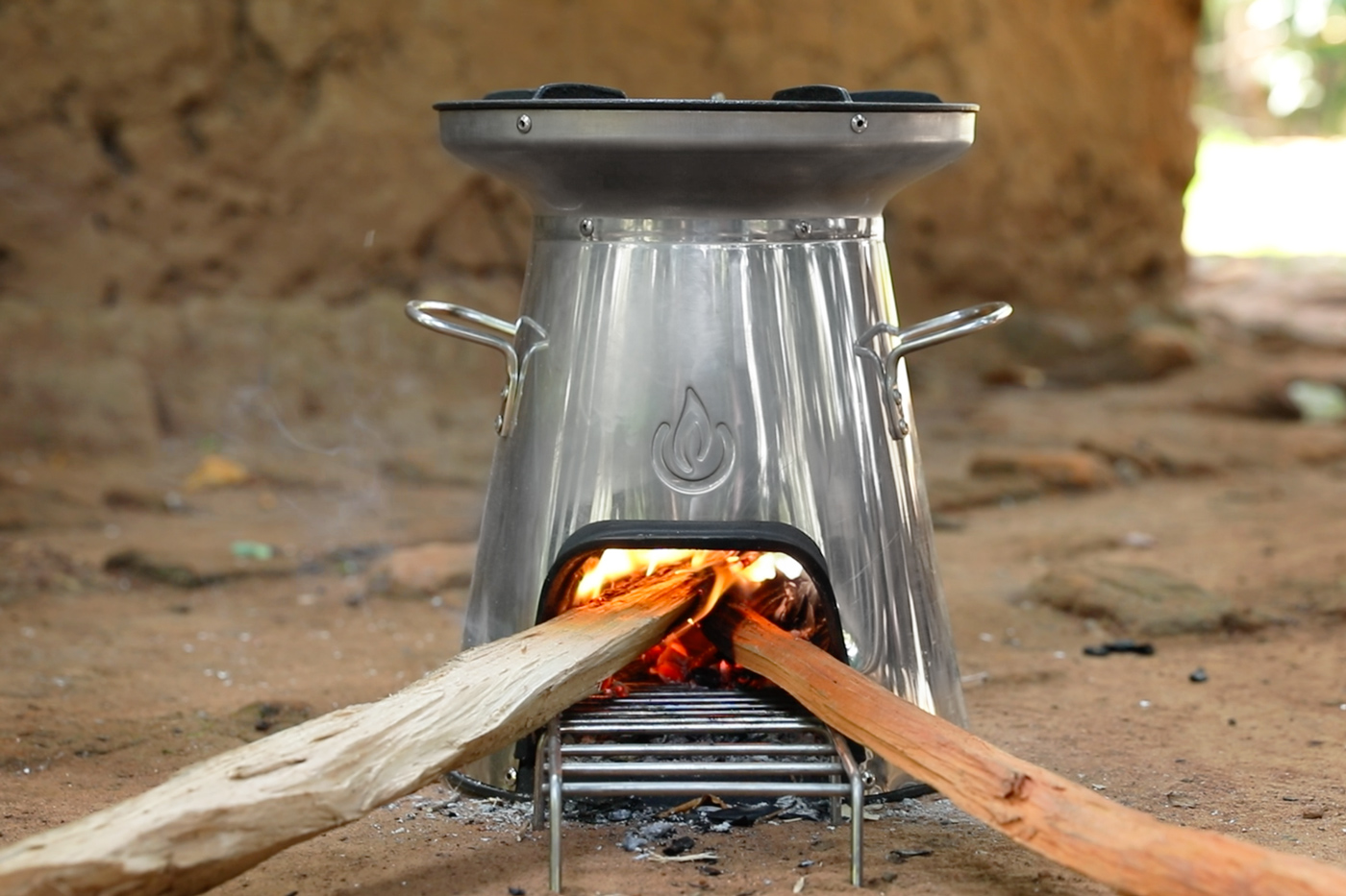 biolite homestove homestove2 lifestyle5