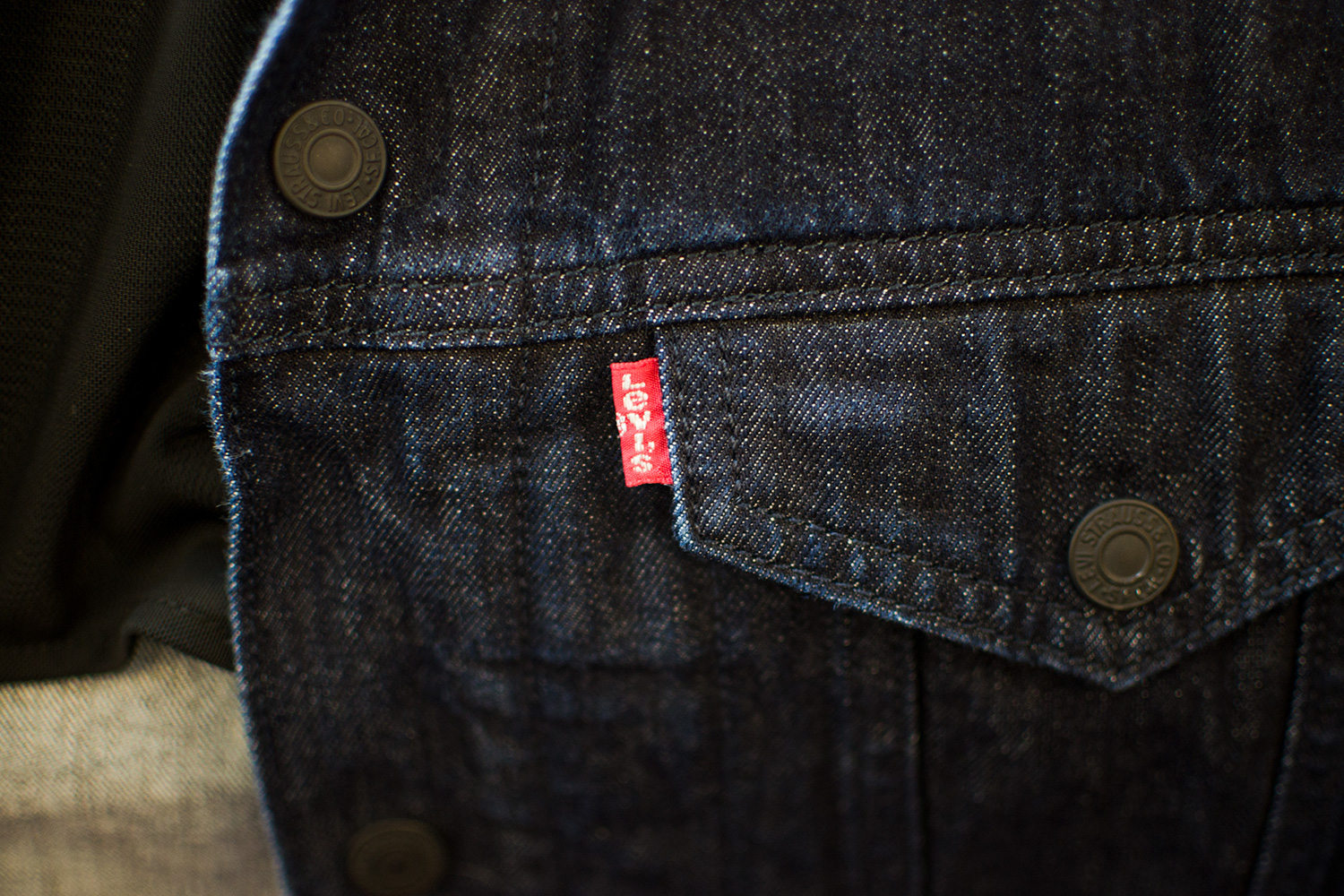 levis smart jacket changed how i use my phone levi jacquard google logo