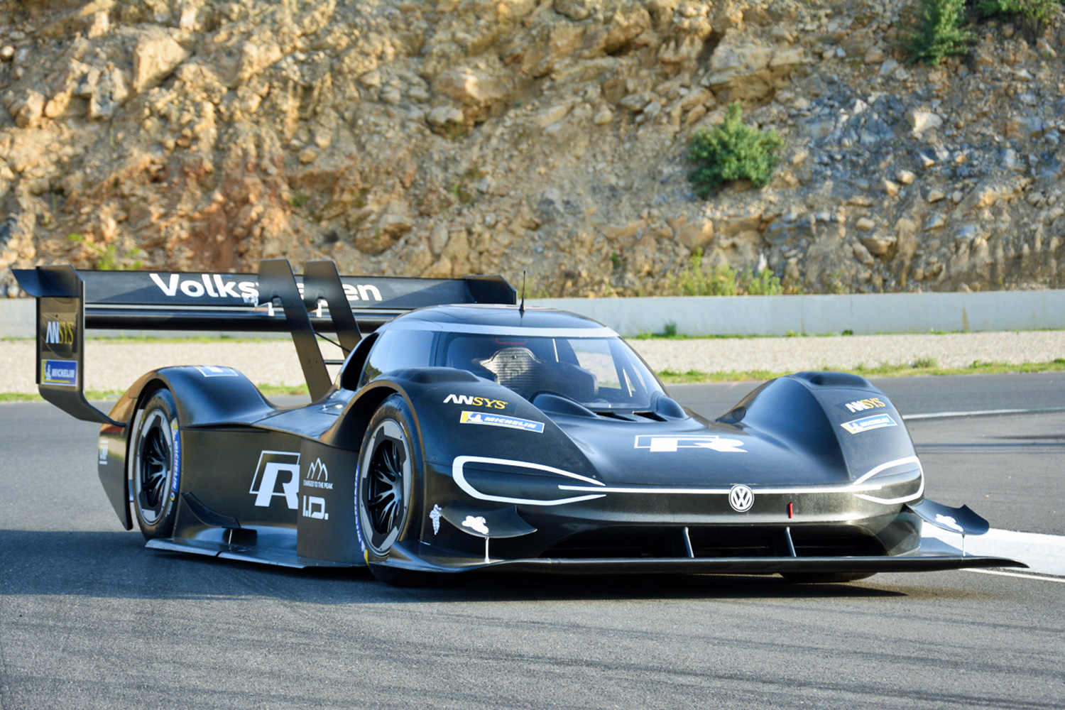 volkswagen i d r ev pikes peak rg id on track 1