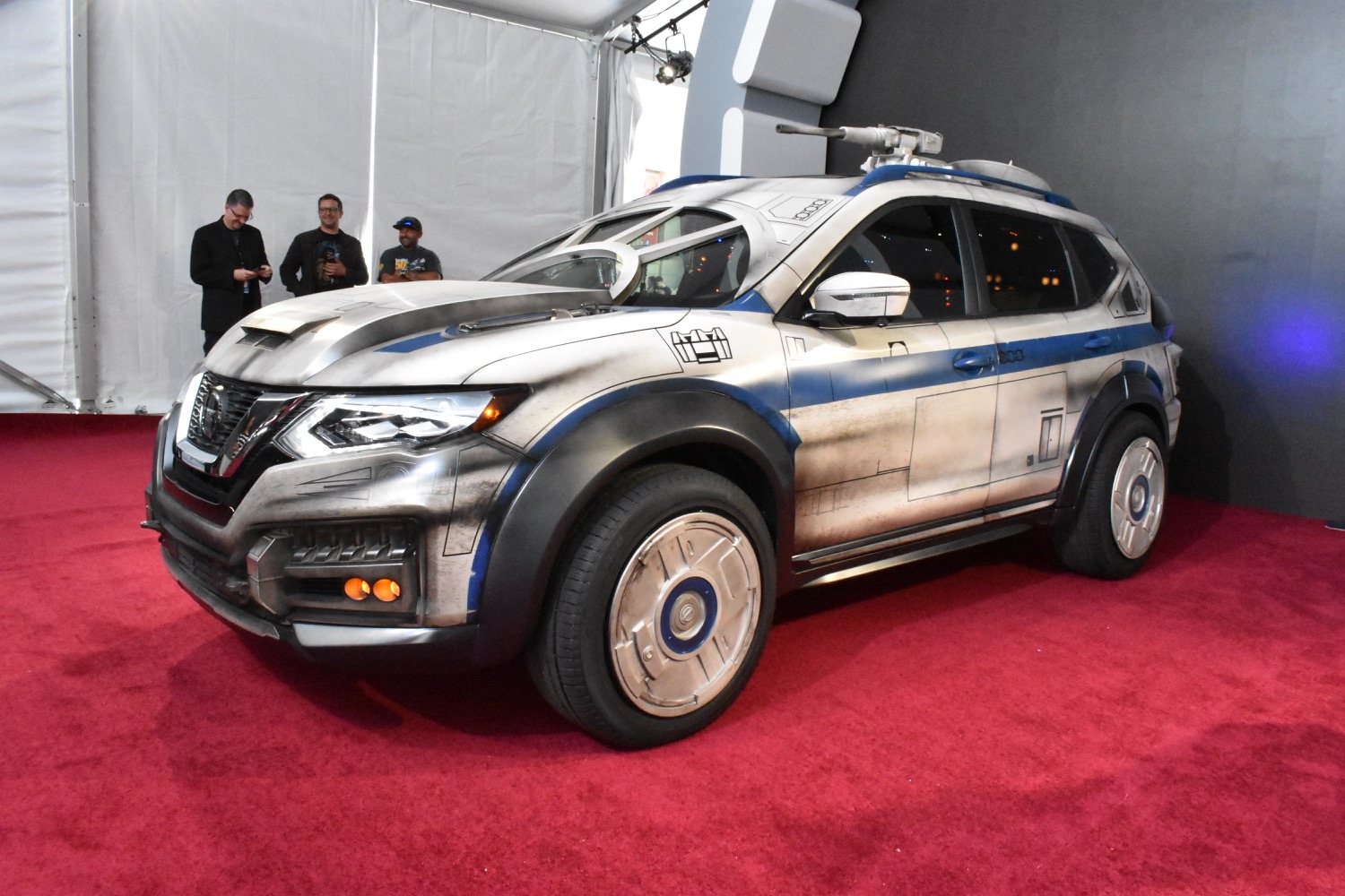 Nissan Rogue Millennium Falcon show car