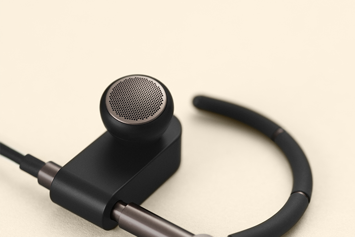 bang olufsen wireless earset easet 1