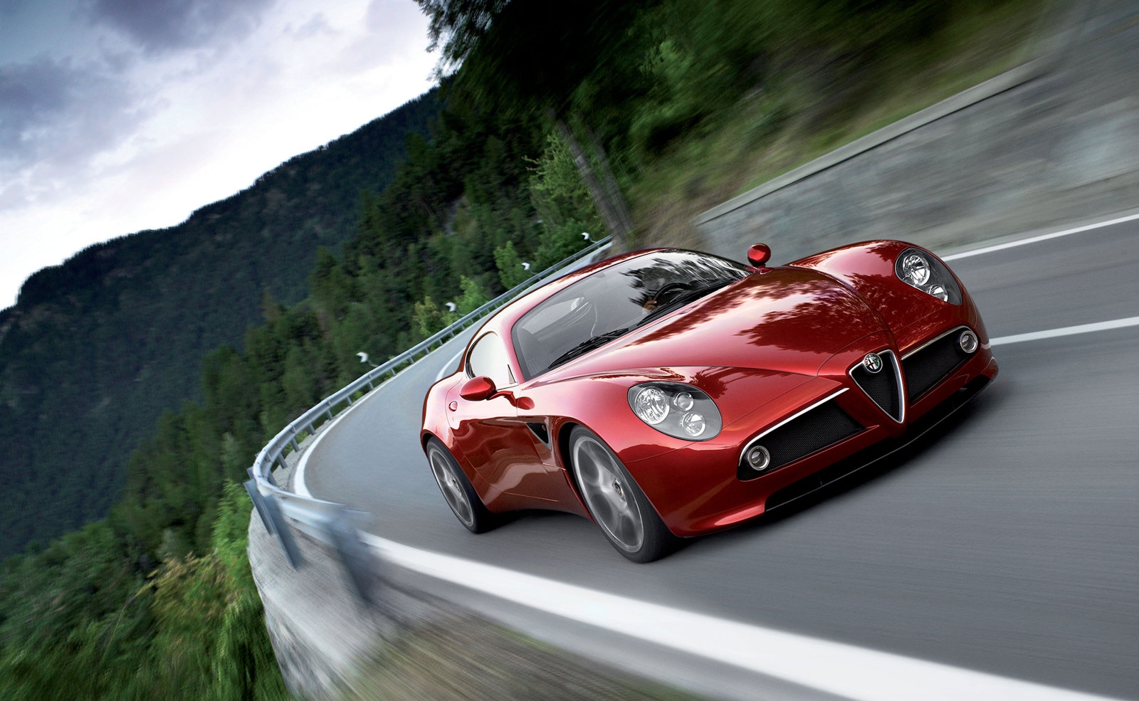 alfa romeos new 8c hybrid supercar detailed 2007 romeo competizione 2