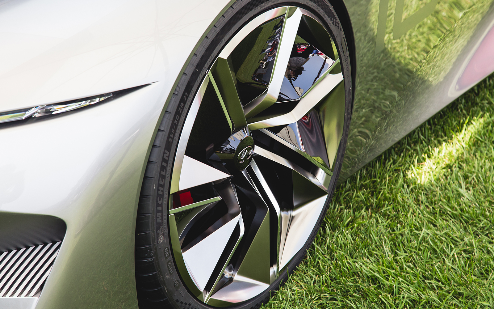 infiniti prototype 10 concept  the quail monterey car week 2