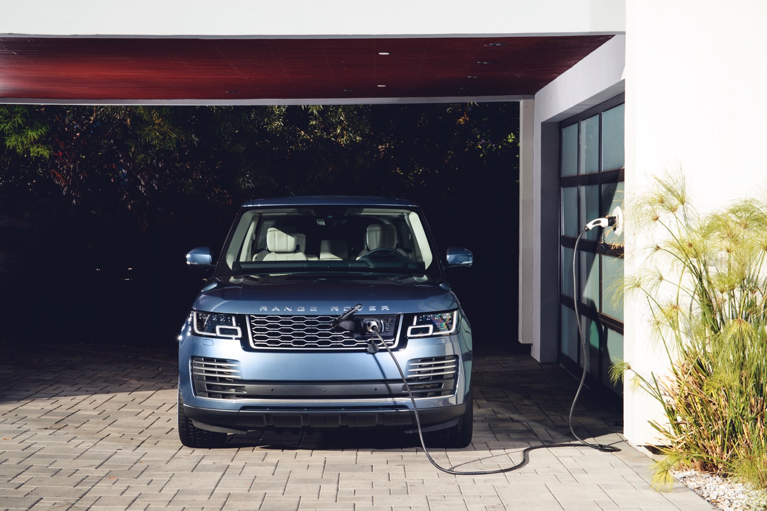 2019 Land Rover Range Rover P400e