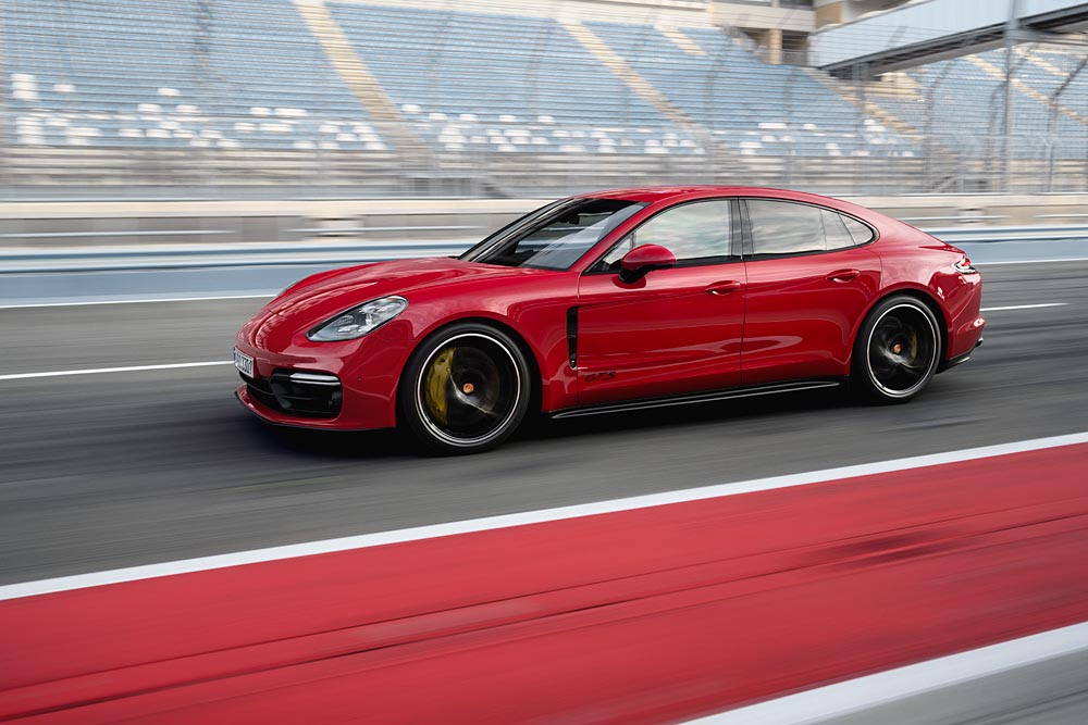 2020 Porsche Panamera GTS