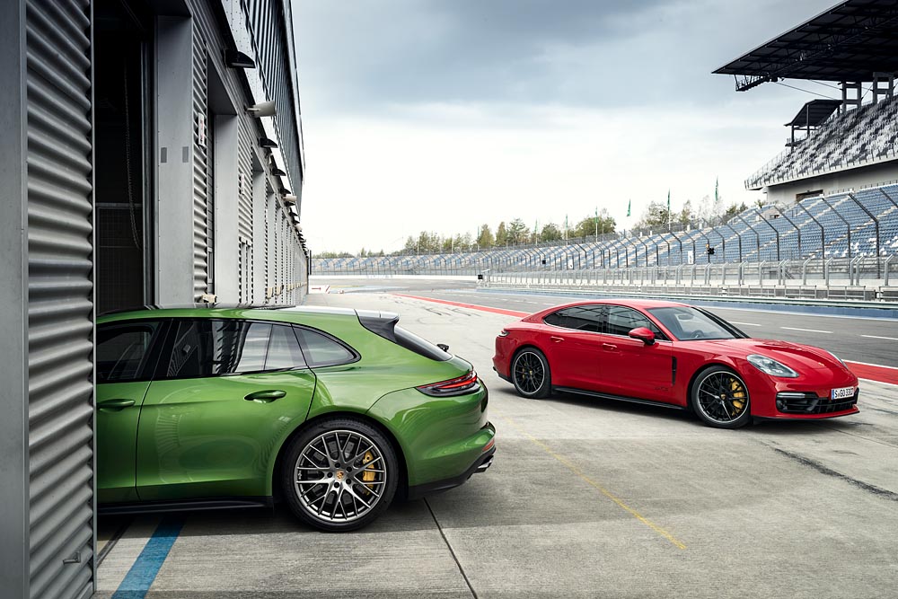 2020 Porsche Panamera GTS