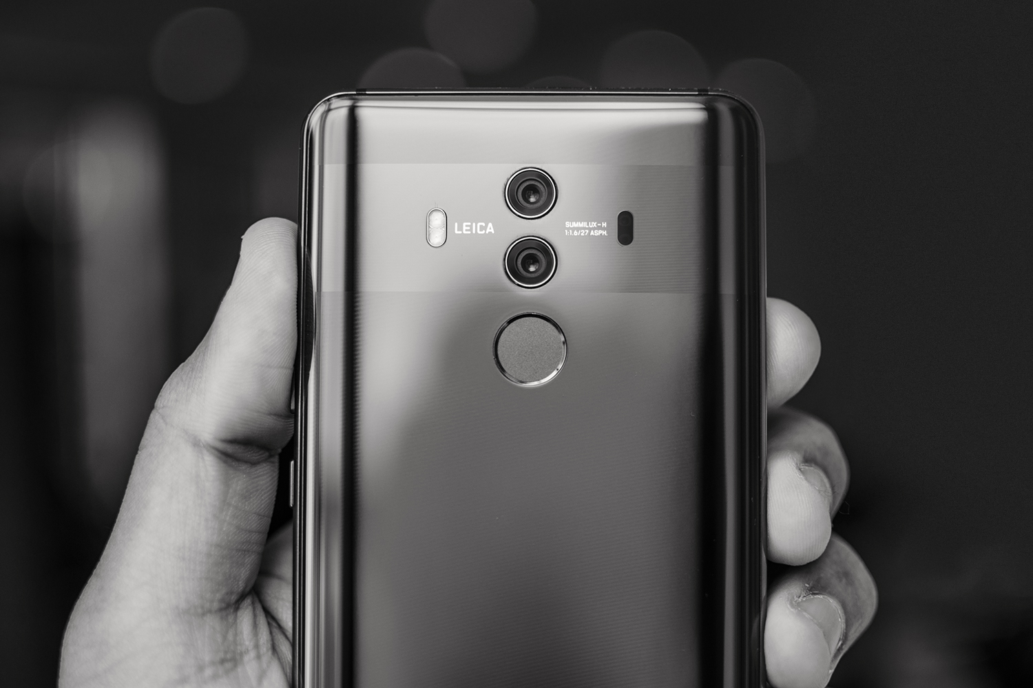 huawei-monochrome