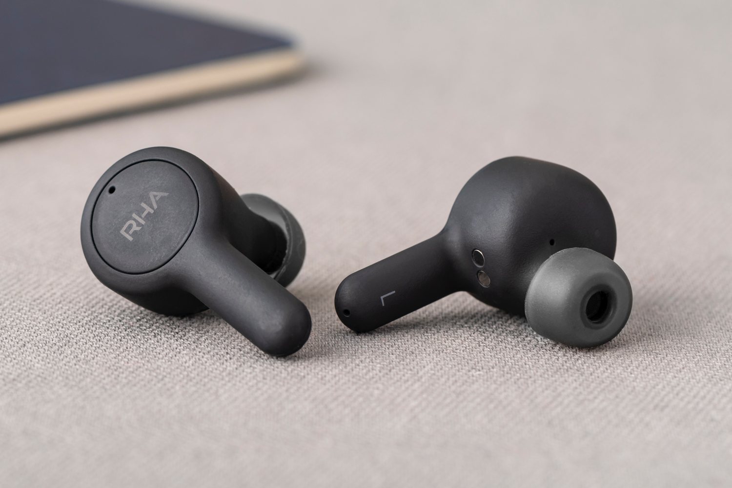 rha trueconnect true wireless earbuds 1