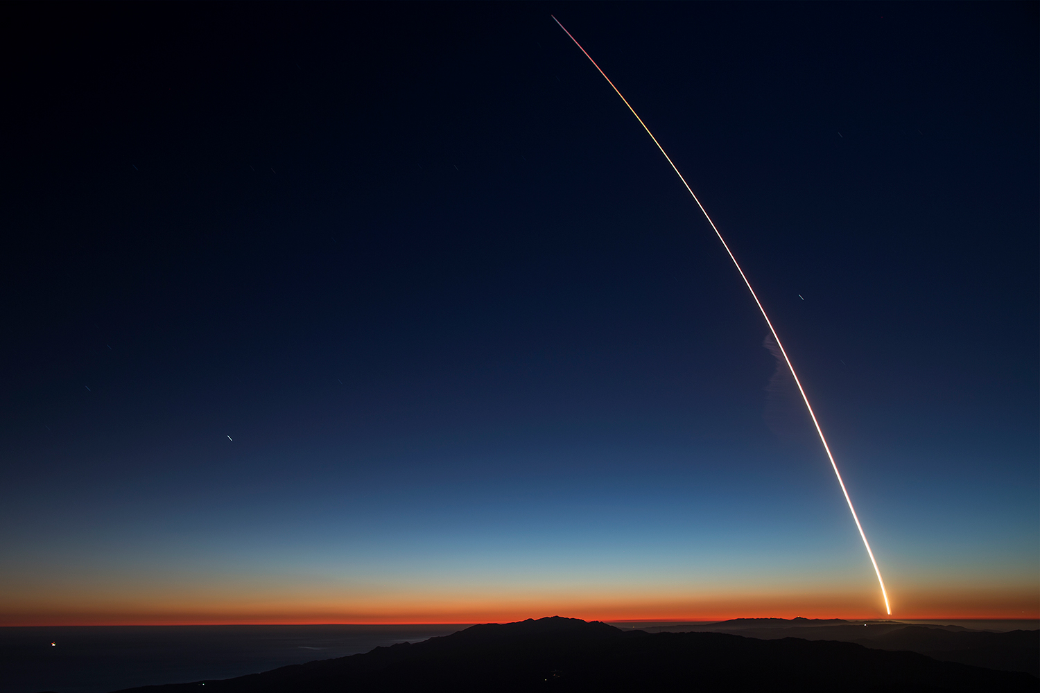 october spacex launch images launches falcon 9 rocket vandenberg air force base 5