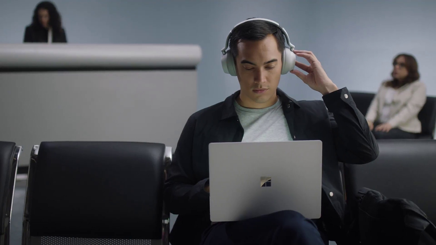 microsoft surface headphones news surfaceheadphones screen  6