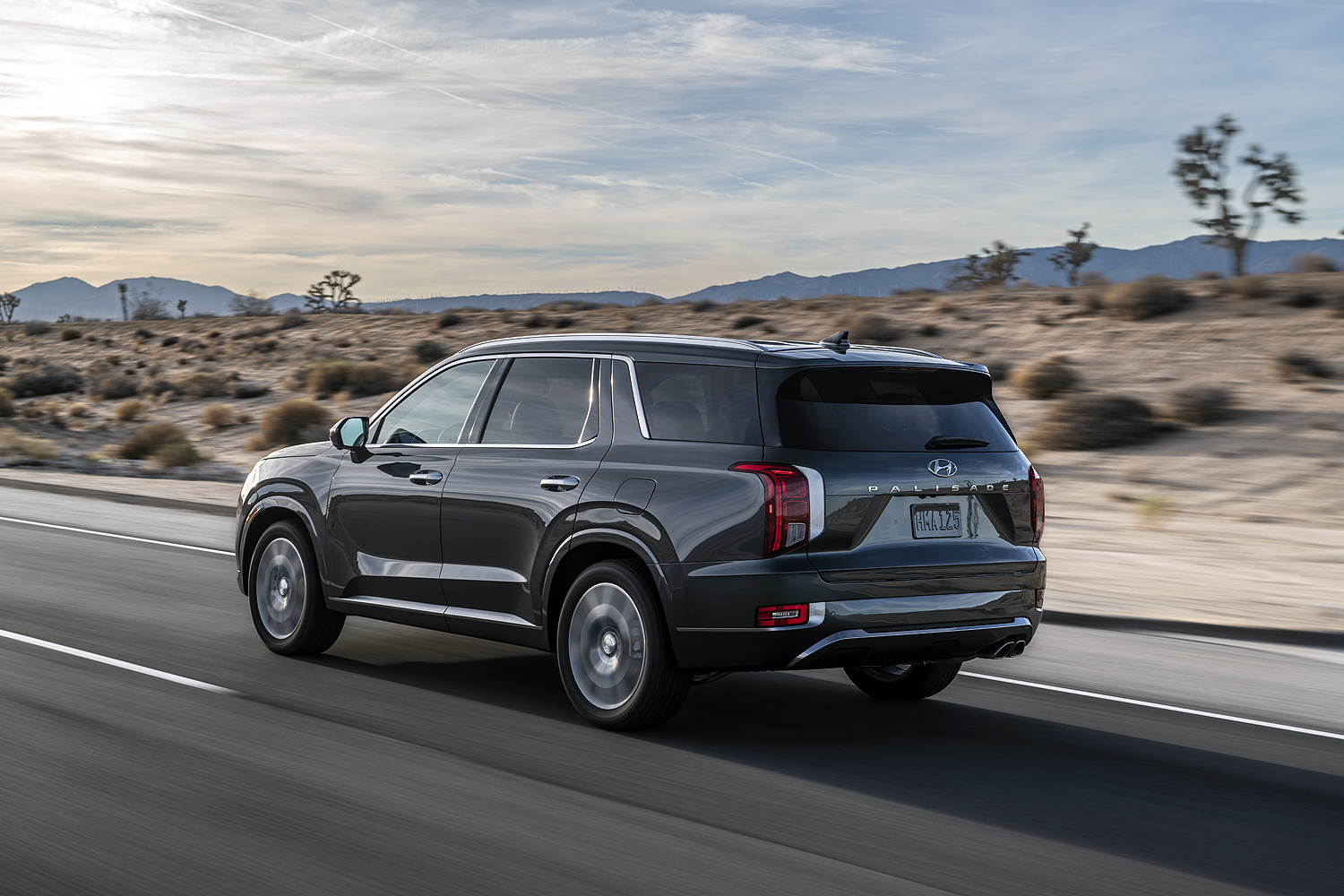 2020 hyundai palisade seats eight comes with useful tech 5