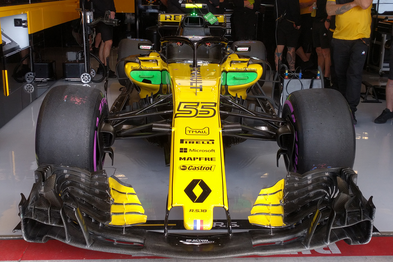 infiniti and renault sport formula one team engineering partnership f1 se 10