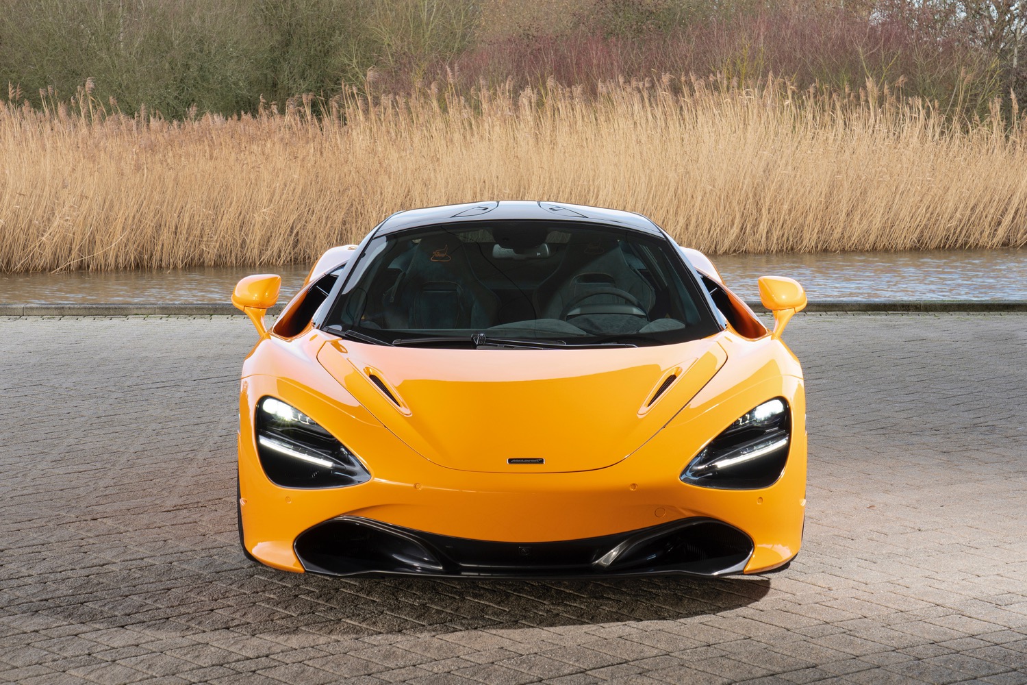 McLaren 720S Spa 68