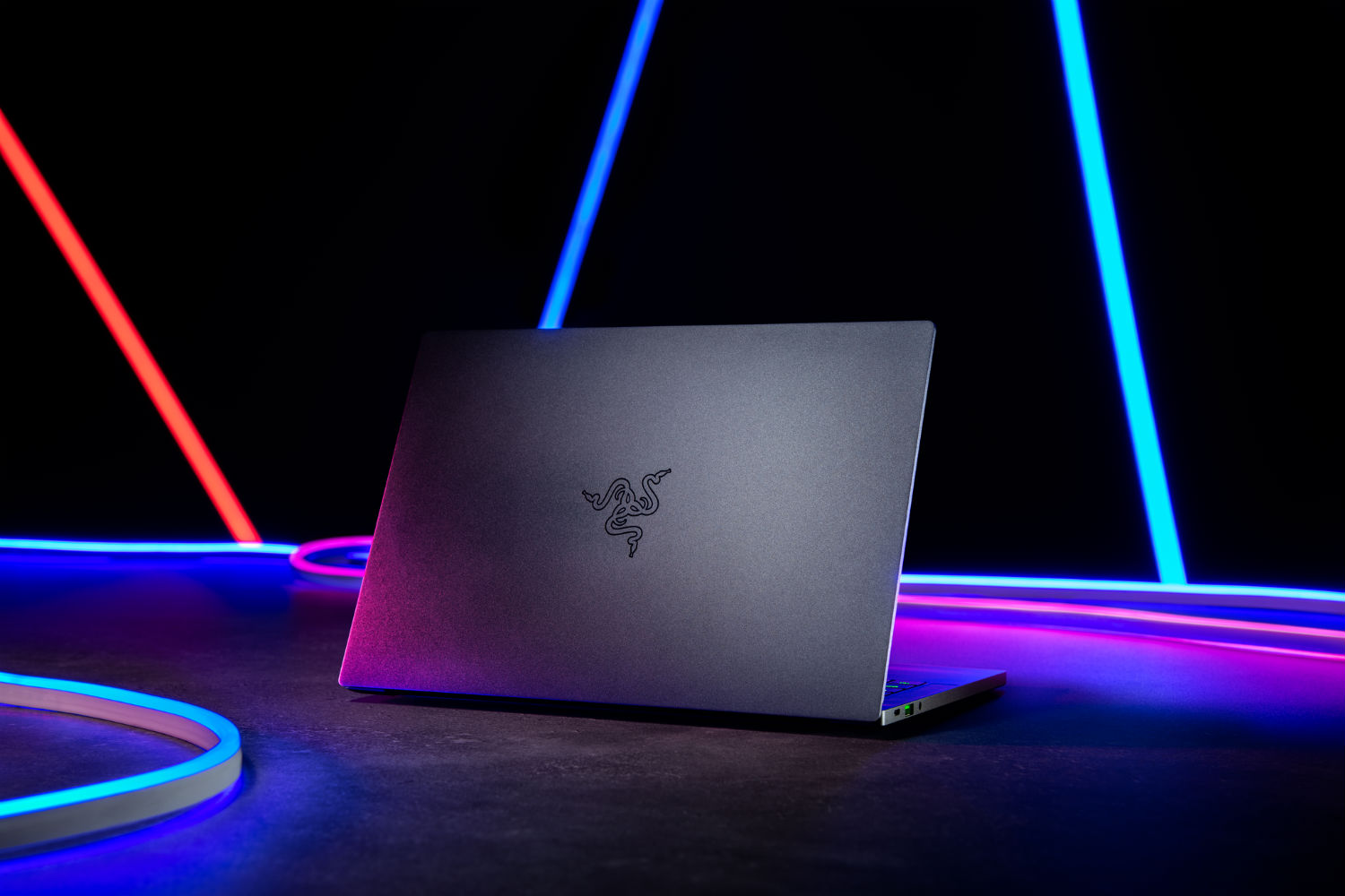 razer blade stealth 2018 discrete 22