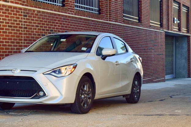 2019 toyota yaris sedan xle review feat