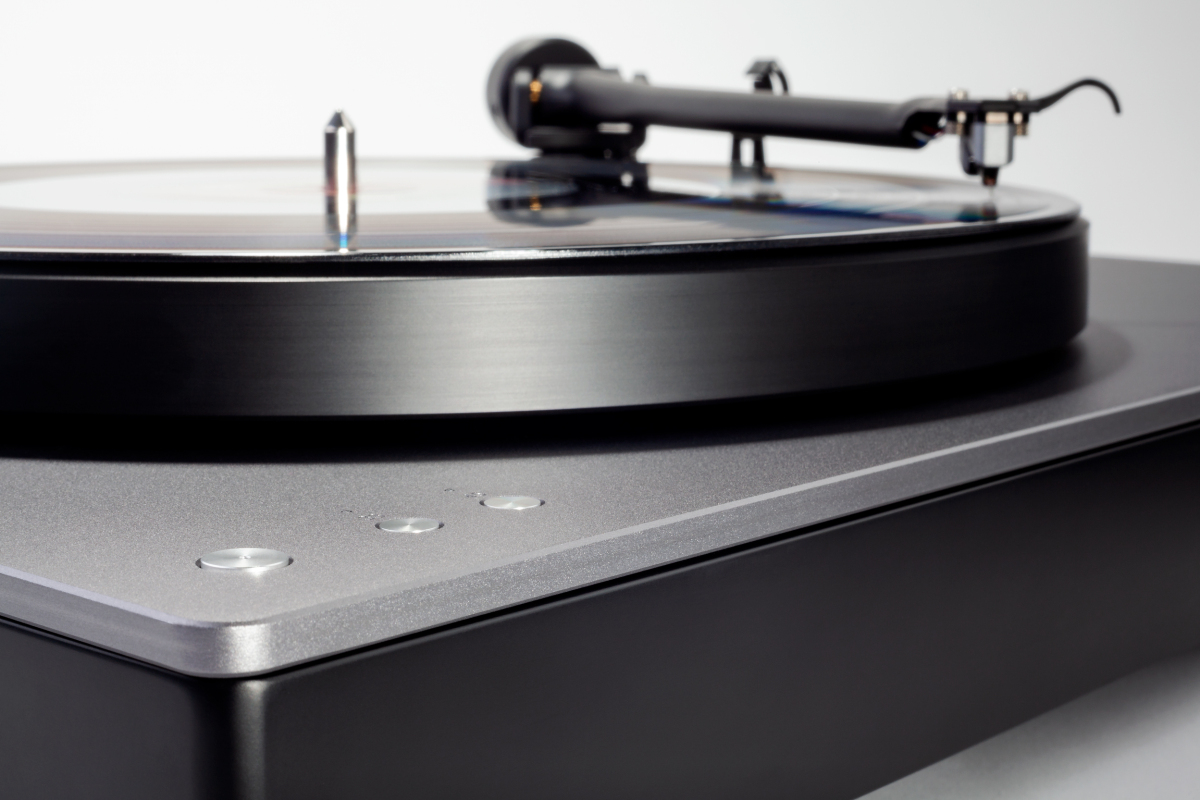 cambridge audio aptx hd turntable ces 2019 alva tt detail 02