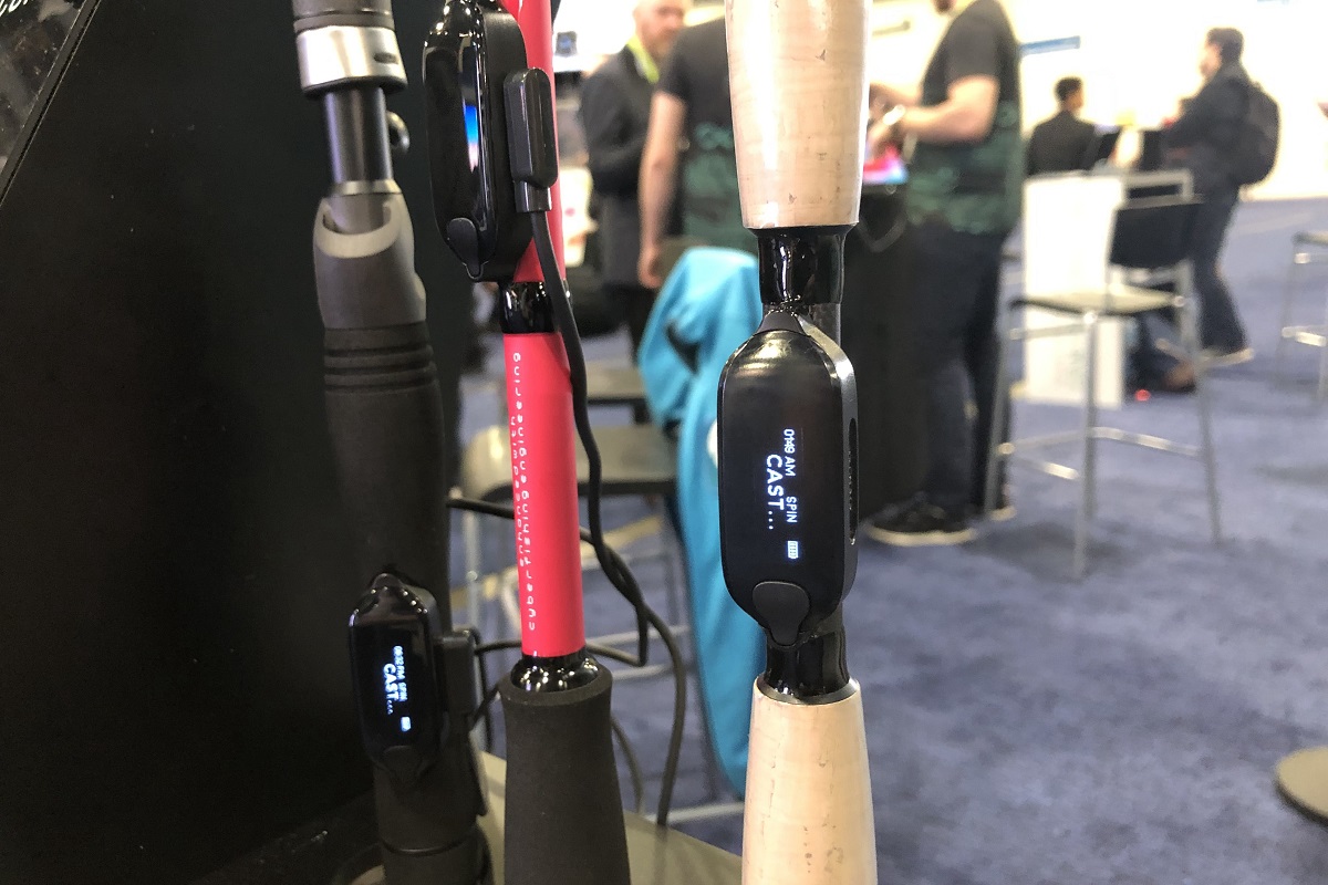 cyberfishing smart rod sensor allows fishing rods to record catches ces 2019 5