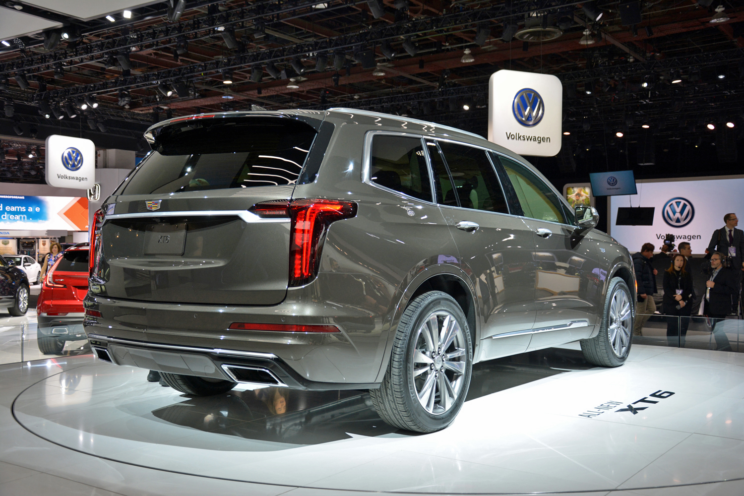 2020 Cadillac XT6