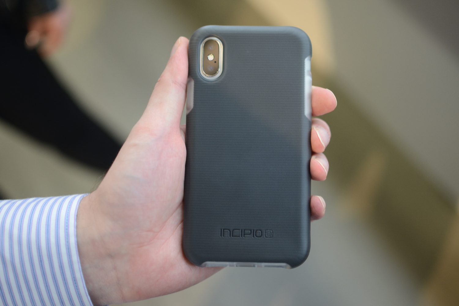 Incipio Aerolite case