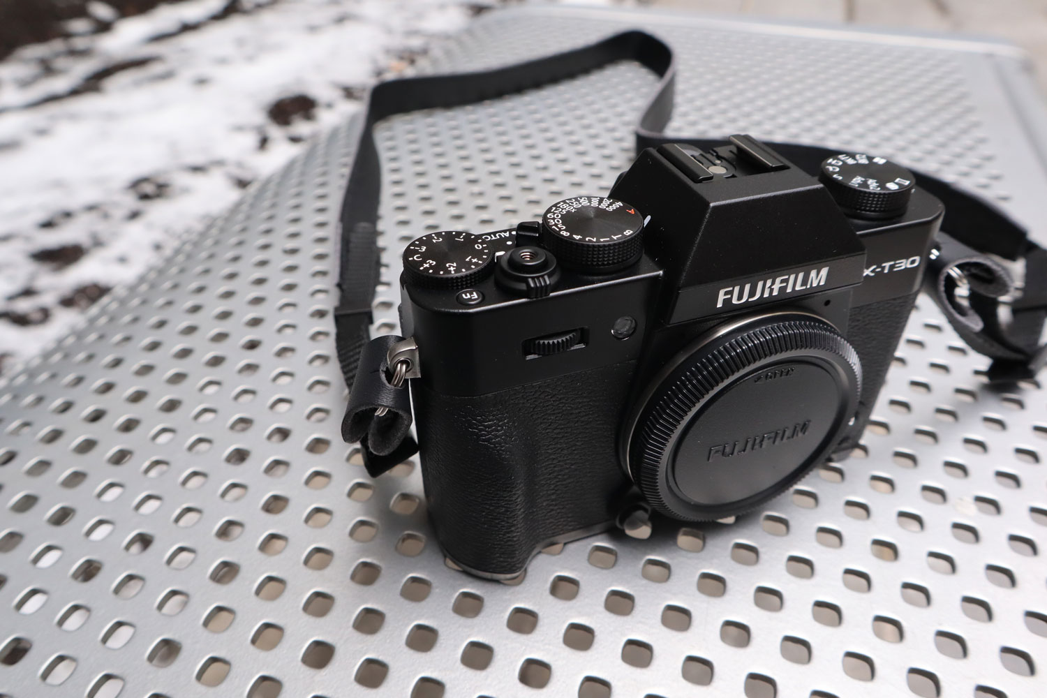 fujifilm x t30 xf16mm f28 news back front top