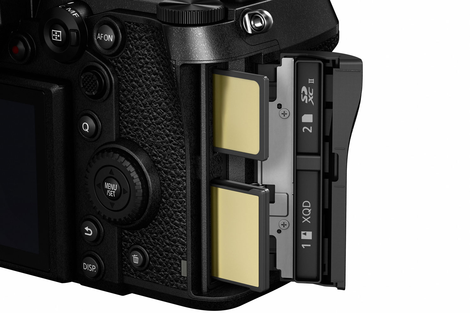 panasonic lumix s1r official announcement card slots