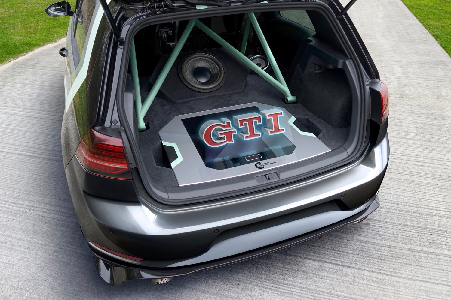 Volkswagen Golf GTI Aurora concept