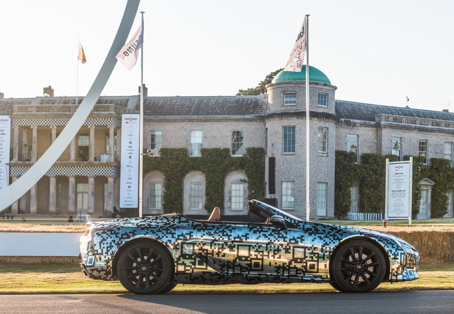 2020 lexus lc convertible arrives as a futuristic drop top proto 5