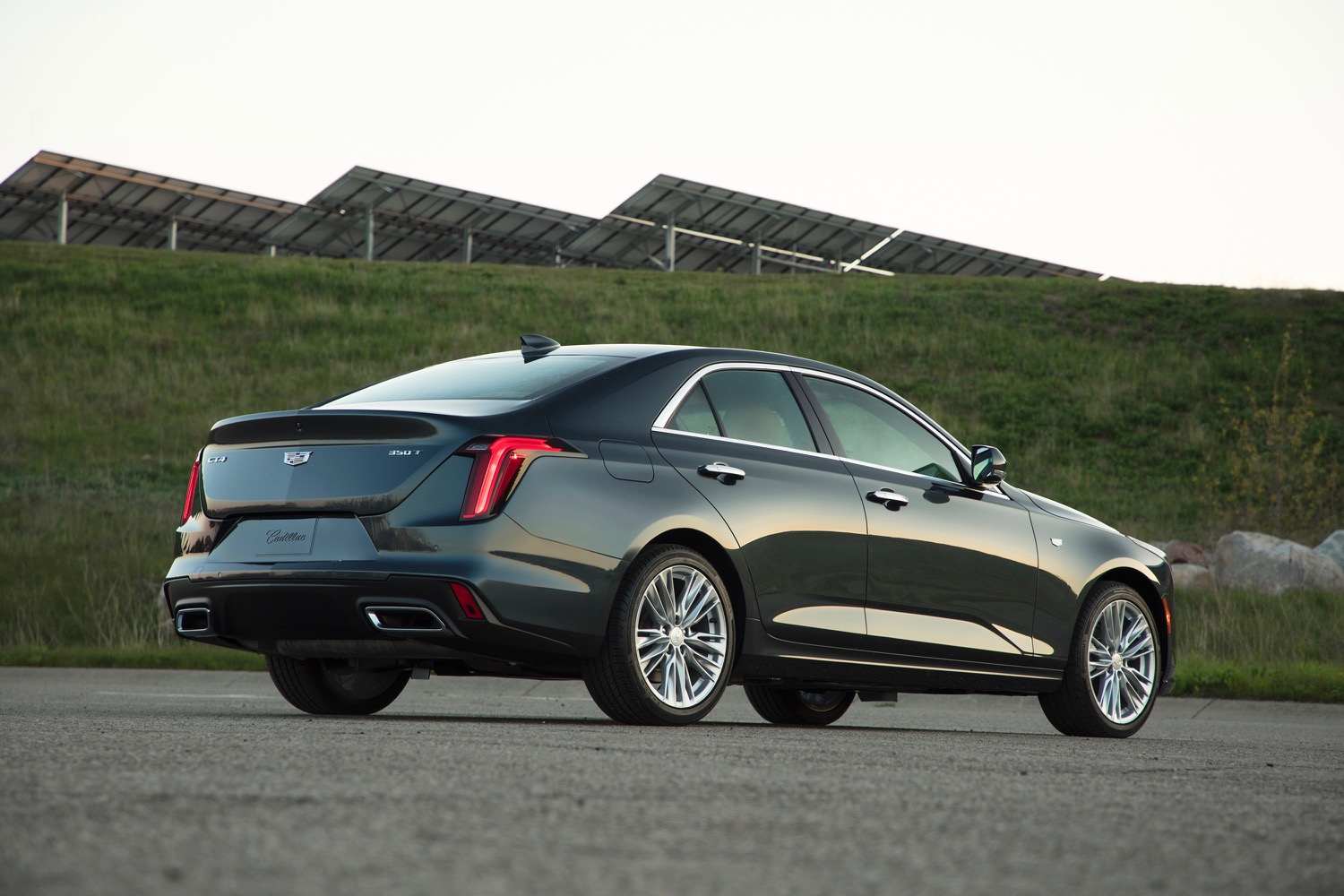 2020 cadillac ct4 photos and specs