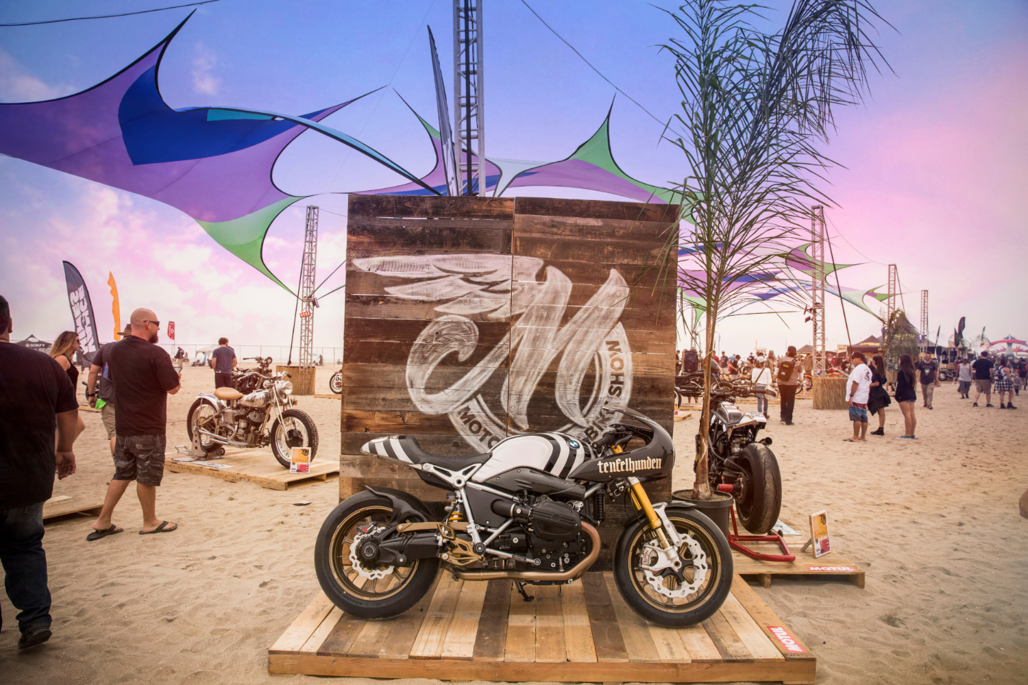 roland sands moto beach classic 2019 prevails with sound surf and hooligan races bikeshow  1