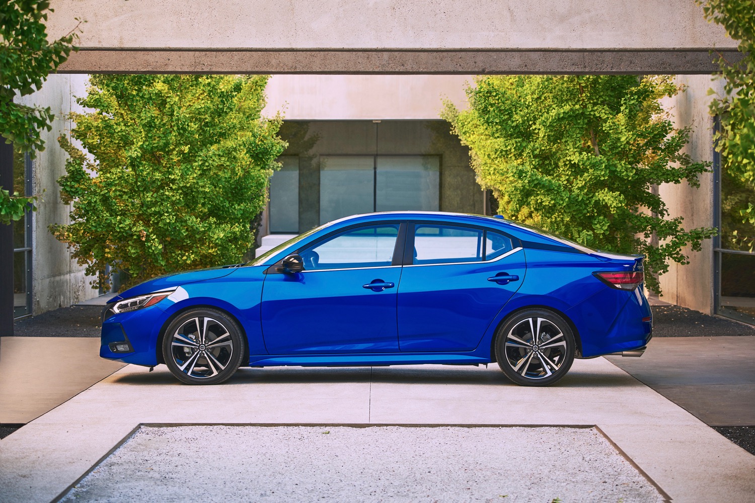 2020 nissan sentra revealed at 2019 los angeles auto show