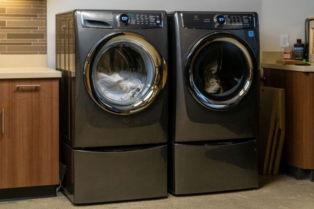 Electrolux Washer And Dryer side by side