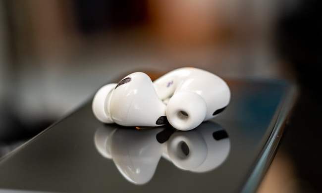 Apple AirPods Pro.