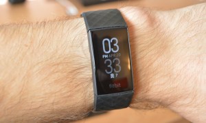 fitbit charge 4 review 2