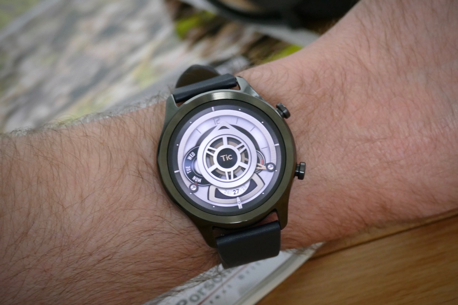 mobvoi ticwatch c2 plus review revolution face