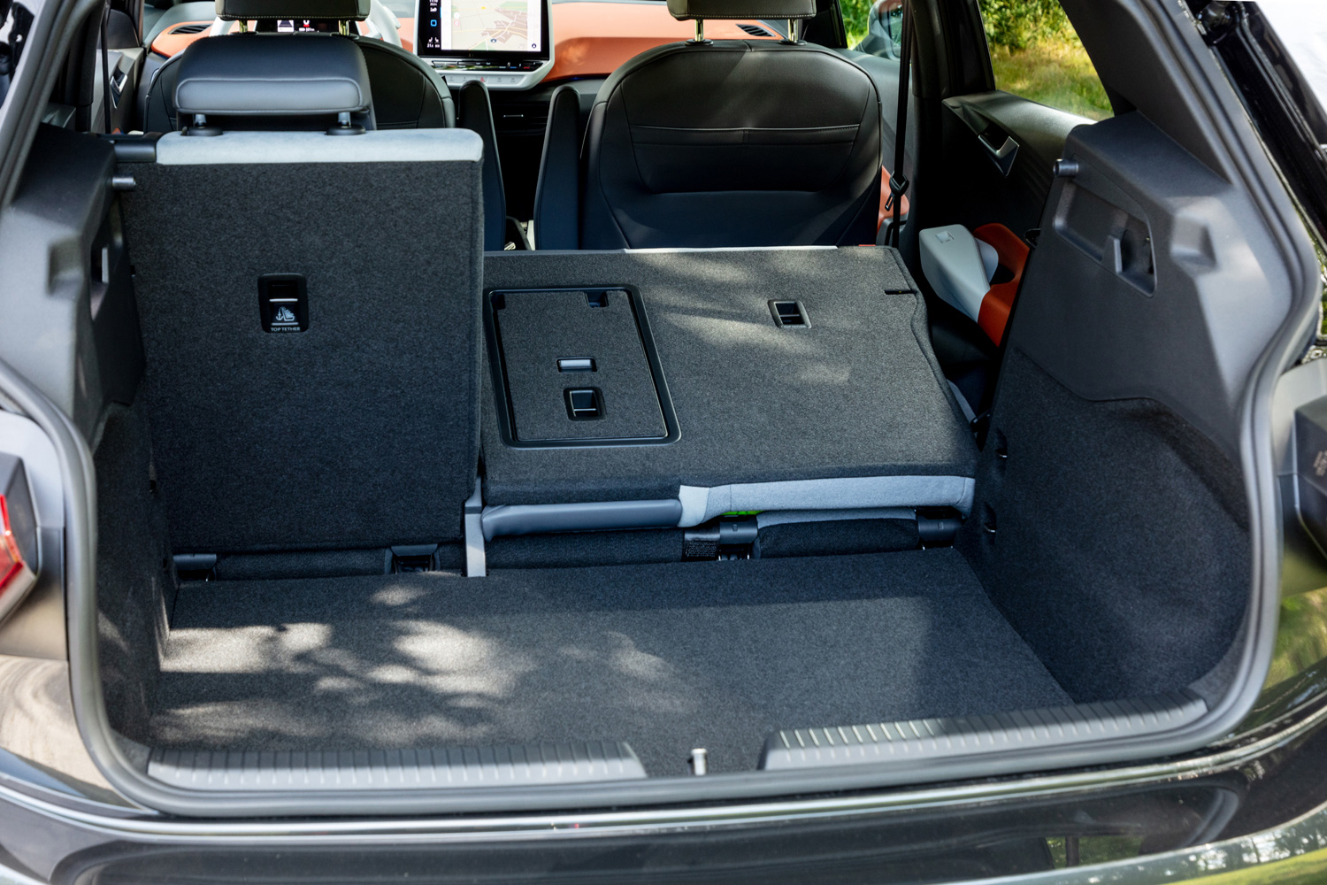 2020 volkswagen id3 review firstdrive trunk4