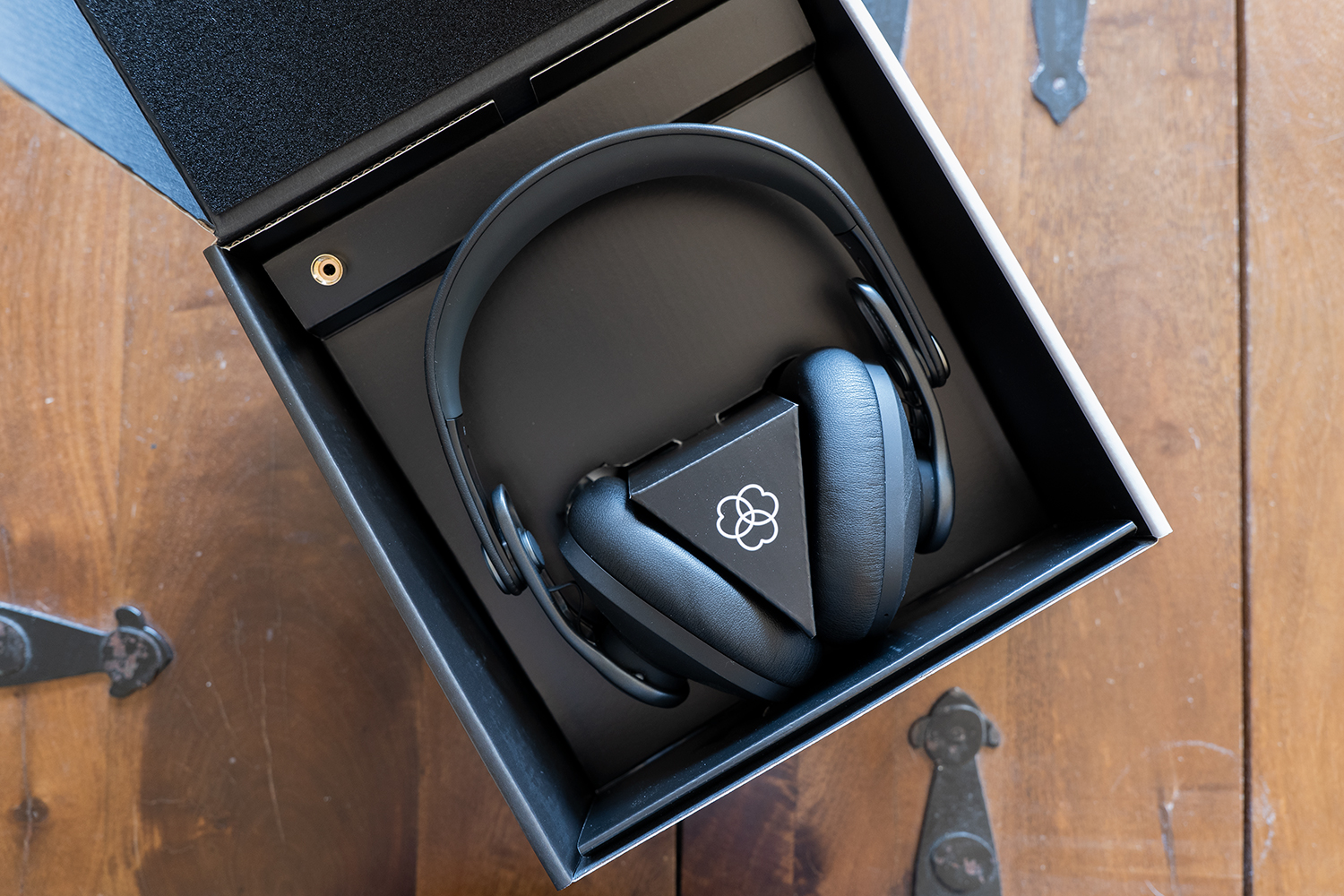 akg k371 bt headphones review 2