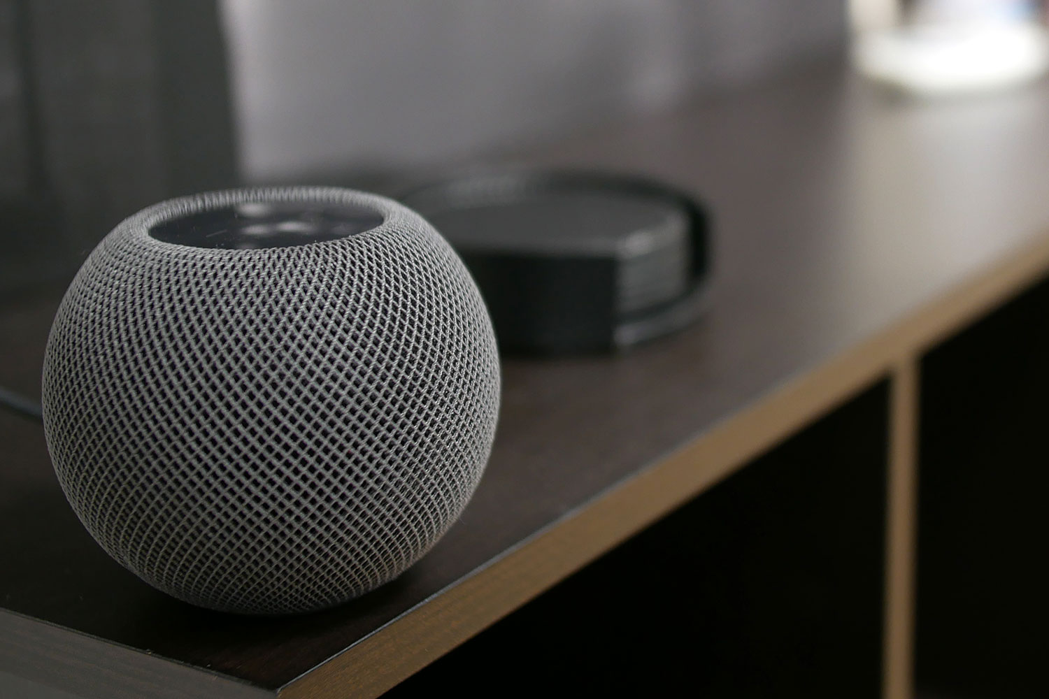 homepod mini side top table angle