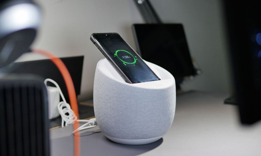 Belkin SoundForm Elite Hi-Fi wireless charging