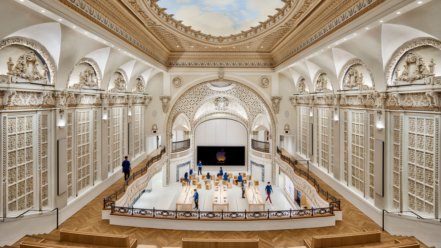 Apple's new retail store in downtown Los Angeles.