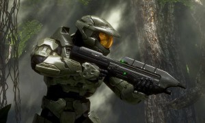 Master Chief holds a battle rifle in Halo: The Master Chief Collection.