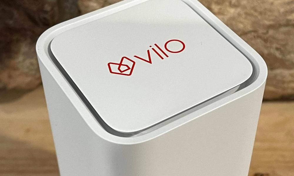 Vilo's square-shaped router.