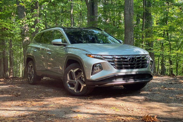 Exterior of the 2022 Hyundai Tucson Hybrid Limited.