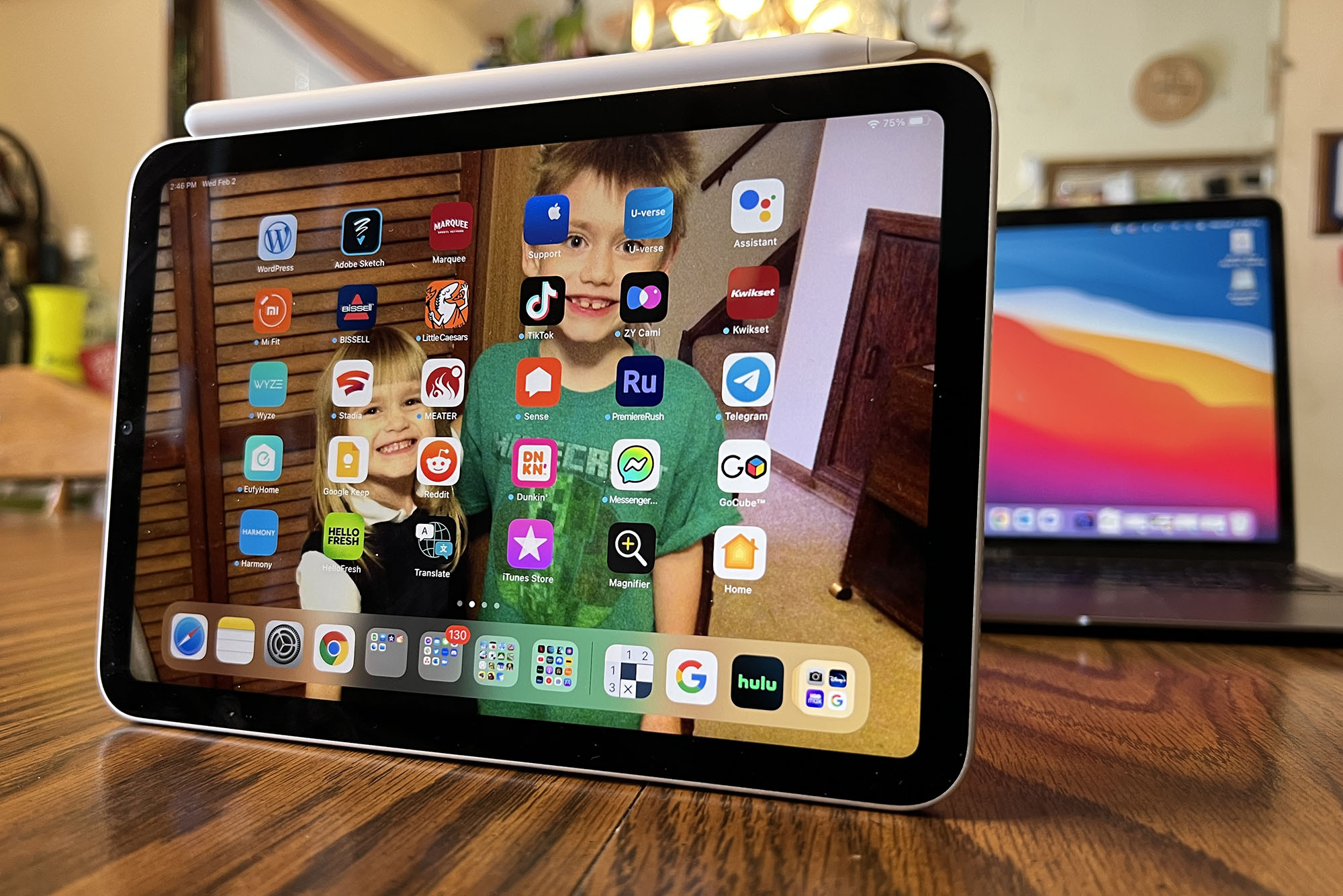 ipad mini 2021 review side view