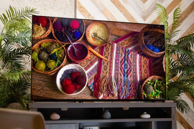 A woven mat and ingredients shown on the Sony X95K's display.