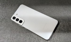 Rear panel of a white Galaxy S22