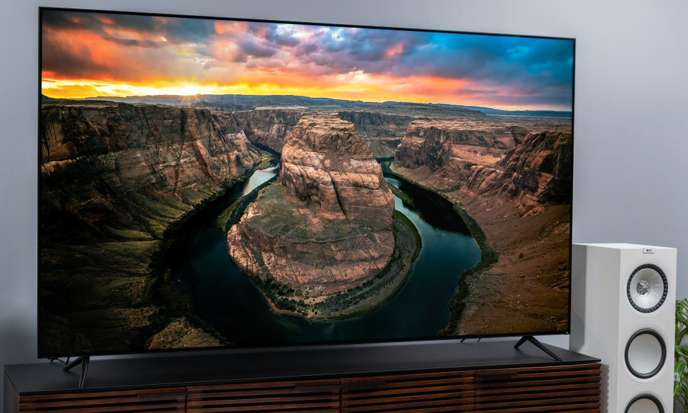 The Vizio 85 P Series Quantum X showing a screen of Horseshoe Canyon.