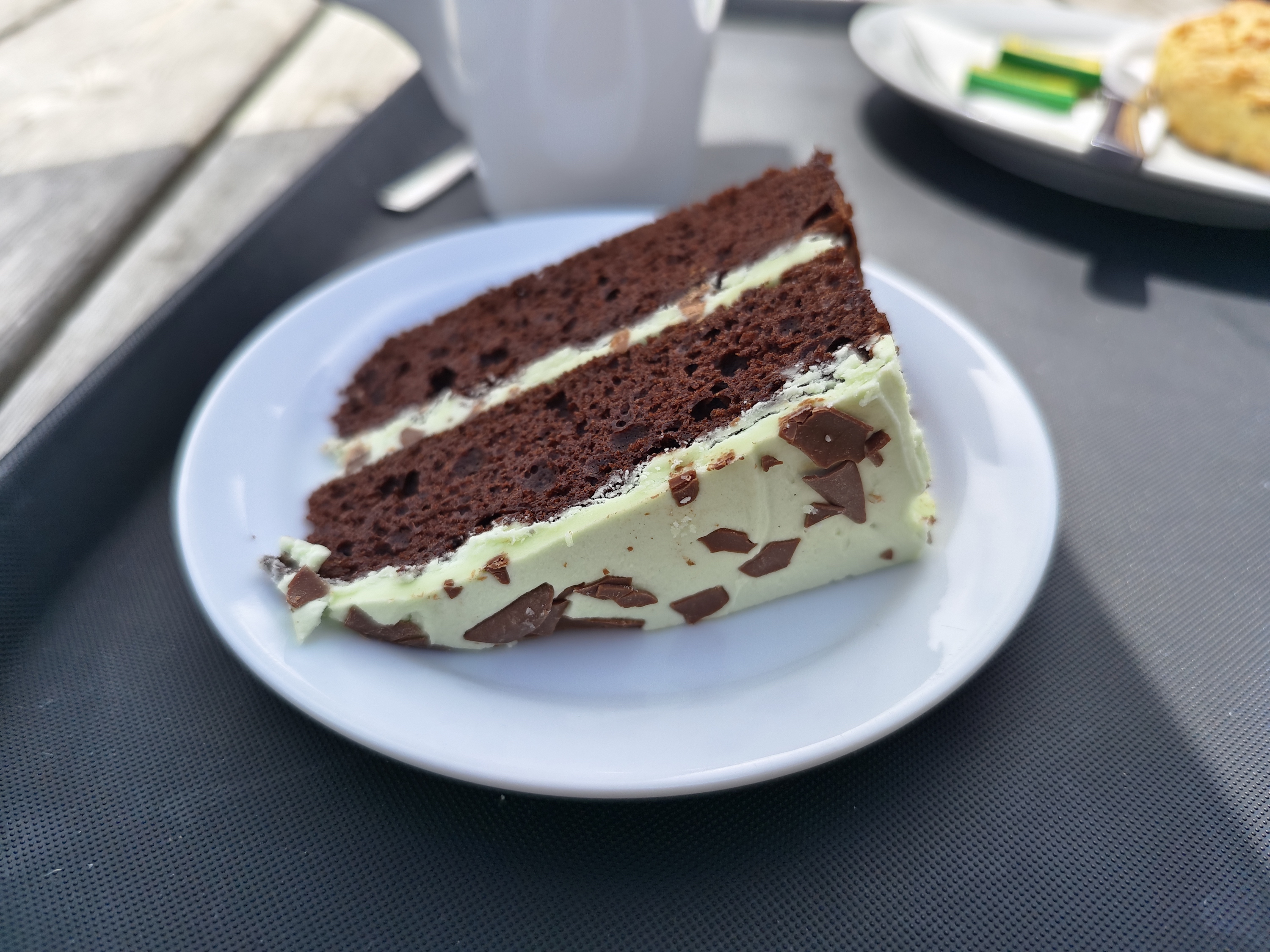 Vivo X80 Pro photo of a slice of cake.