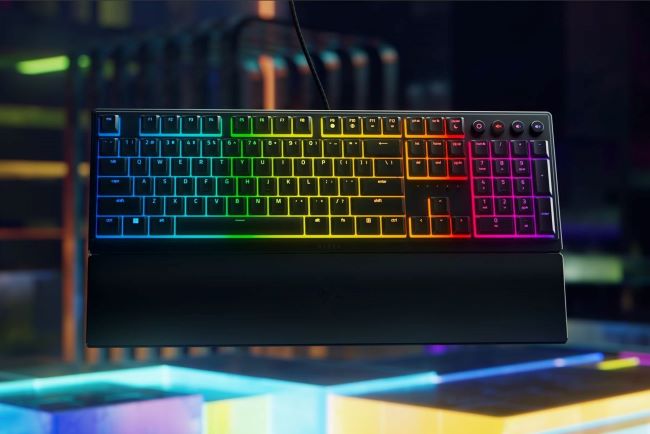 razer ornata v3 uses hybrid mecha membrane switches 1