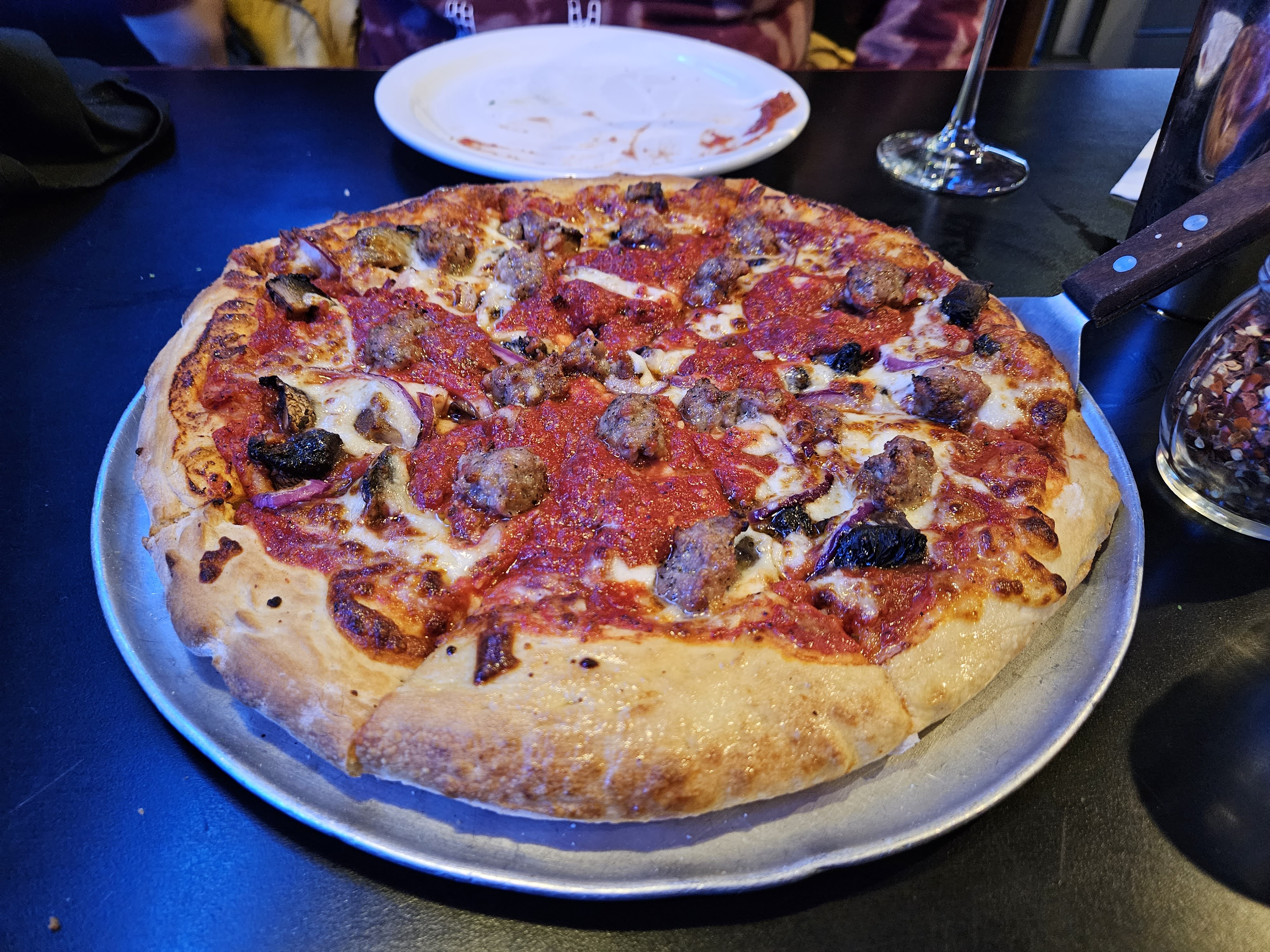 Samsung Galaxy S23 Plus photo of a pizza.