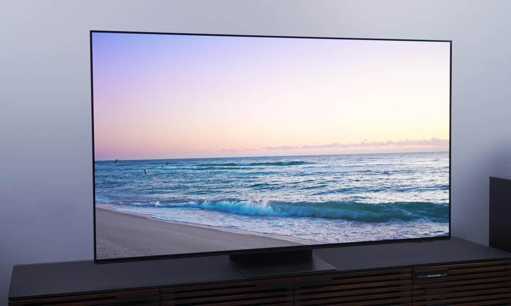 A beach scene on a Samsung S95C OLED TV.